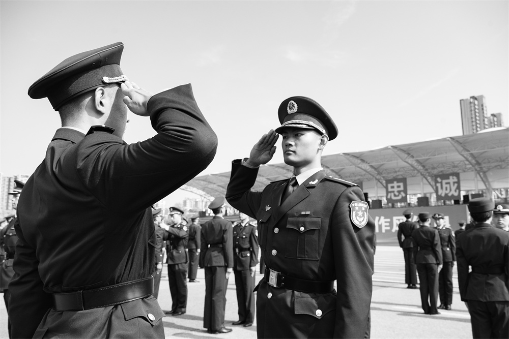 3所军队院校开展新学员入学入伍训练的见闻与思考